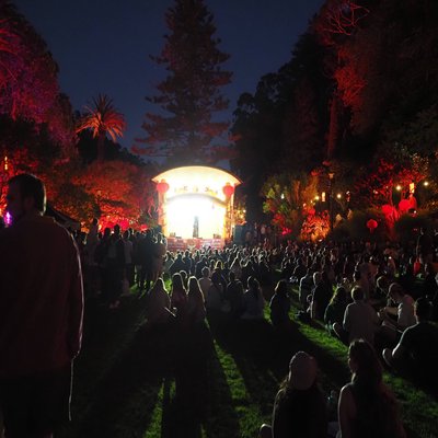 Performances late into the evening